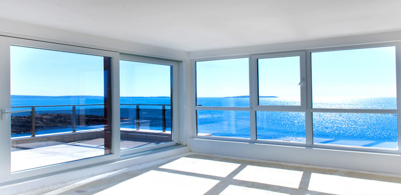 Cam Balkon